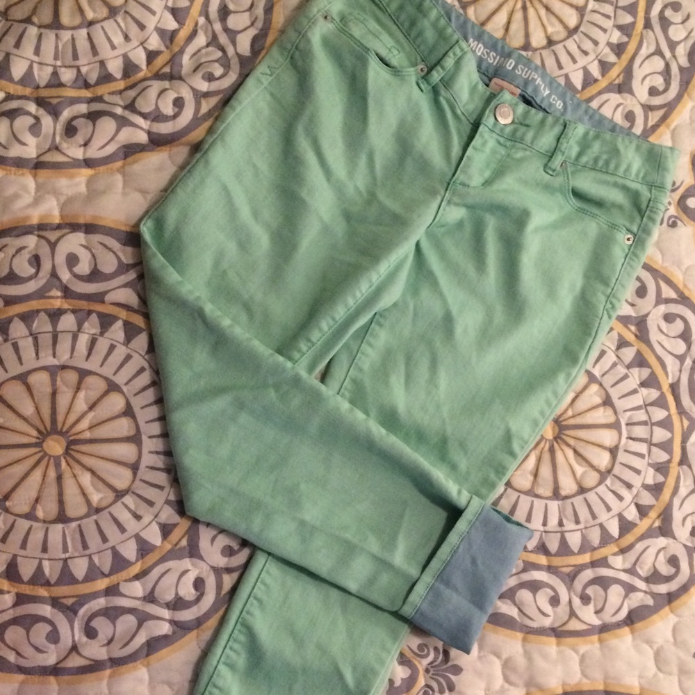 Women’s skinny ankle pants